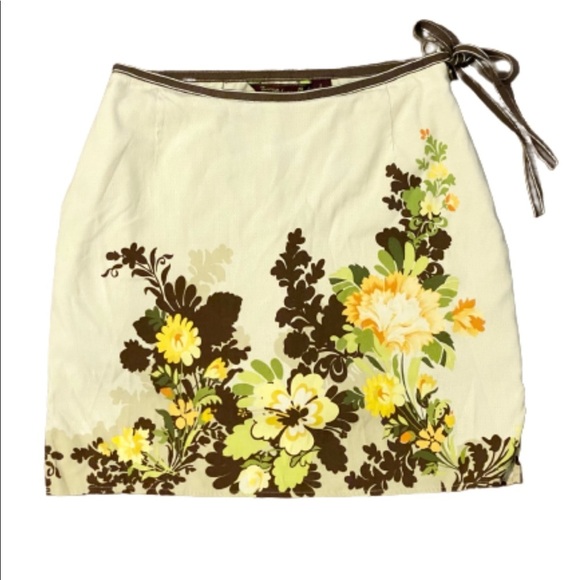 Tommy Bahama Pants - TOMMY Bahama Floral Skort